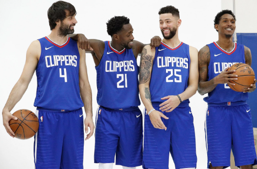 雷霆天才控卫再度刷新纪录（雷霆王牌控卫再度改写纪录）