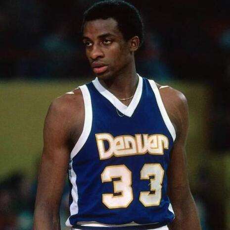 里程碑之战，布兰特第200次代表多特蒙德出战德甲（布兰特迎来多特蒙德德甲第200场里程碑之战）