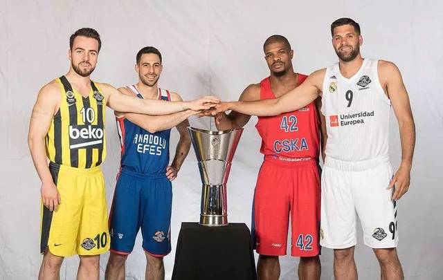 阿斯：莱万经纪人已联系沙特球队（阿斯：莱万经纪人已与沙特俱乐部联系）