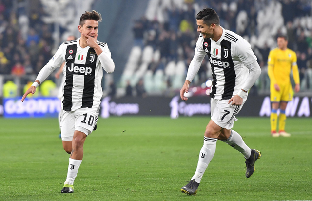 晚了一点点！麦科勒姆转身高难度三分命中 但超时无效（就差一瞬！麦科勒姆转身高难三分穿网，因超时不计）