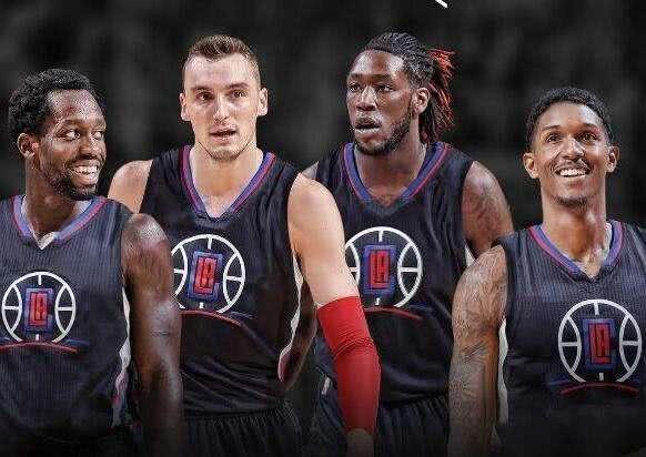 媒体人：金牛的整体表现令人满意 竞争力丝毫不输CBA球队（媒体人：金牛整体发挥出色 竞争力不逊于CBA球队）