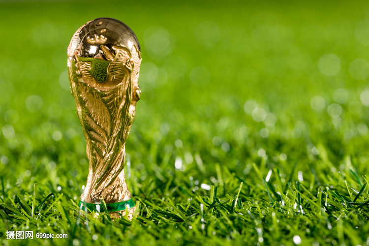 云达不莱梅1-1科隆，马尔科-弗里德尔破门，赛义德-马拉救主（云达不莱梅与科隆1-1战平，马尔科-弗里德尔先拔头筹，赛义德-马拉扳平救主）