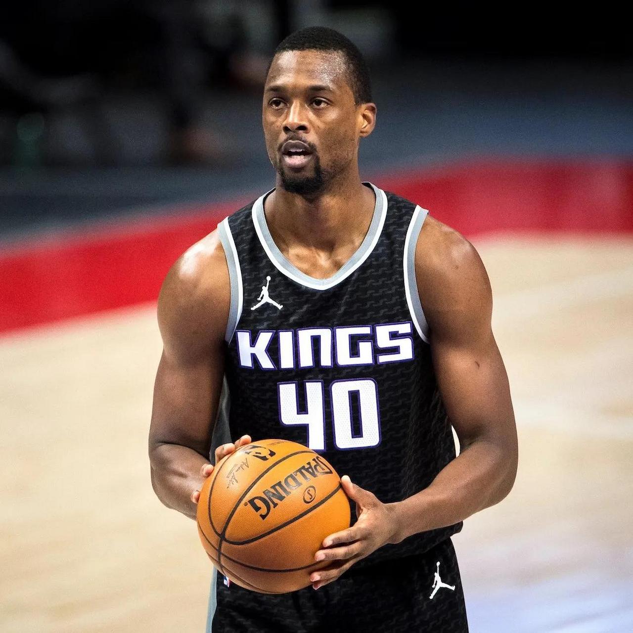 吉列斯皮5场比赛正负值+77，太阳20年正负值最高的替补（吉列斯皮5战累计+77，创太阳近20年替补正负值新高）