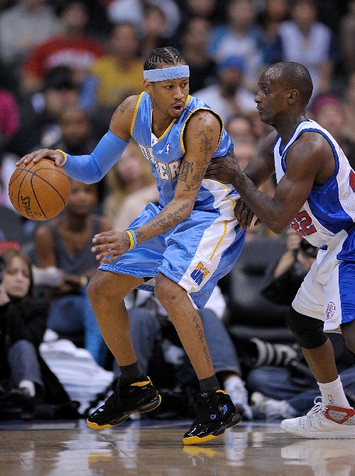 米体：弗拉霍维奇和加蒂今天分别在伦敦和里昂接受手术（米体：弗拉霍维奇、加蒂今日分别在伦敦与里昂完成手术）