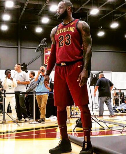 世界女排联赛总决赛7月27日赛程：波兰PK日本，意大利PK巴西争冠（7月27日世联赛女排总决赛赛程：波兰迎战日本，意大利对阵巴西冲冠）