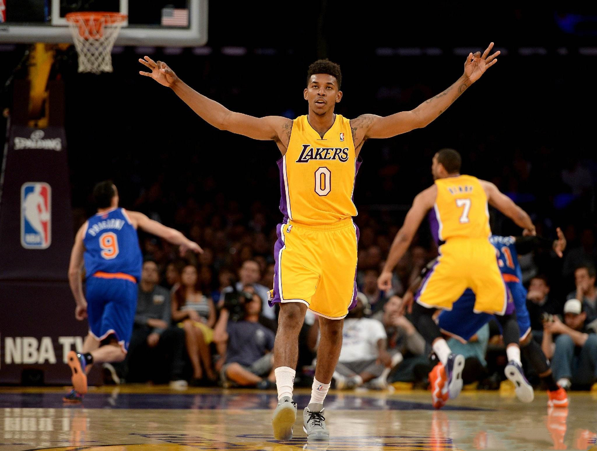 墨尔本德比首发出炉：金森健志、卡普托、维尔格斯在列（墨尔本德比首发名单公布：金森健志、卡普托、维尔格斯入选）