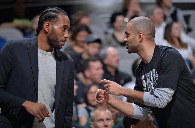 皇马即将迎来各项赛事六连客，12月才能重回伯纳乌（皇马迎六连客征程，重返伯纳乌要等到12月）