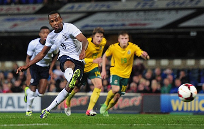 图拉姆对伤兵满营利物浦保持警惕期待国际米兰在欧冠联赛接受考验（图拉姆警惕伤兵缠身的利物浦，盼国际米兰在欧冠迎来检验）